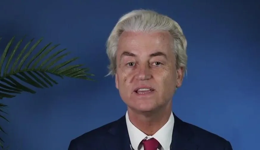 Geert Wilders (PVV) woest op campagne antidiscriminatiebureau, “Omar en Samira vreten onze verzorgingsstaat leeg!”