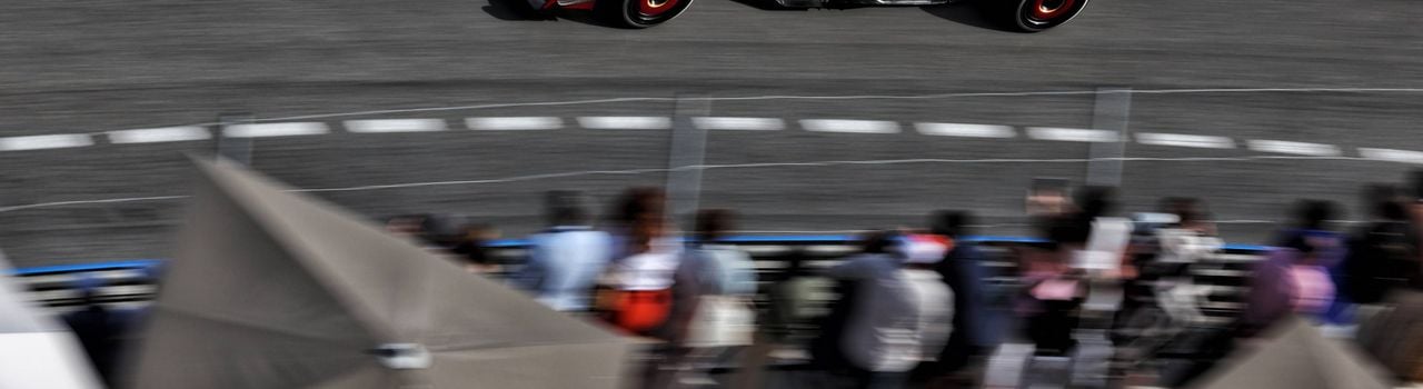 Charles Leclerc em ação durante sua corrida em casa, em Mônaco.