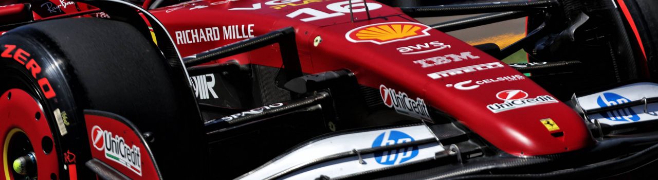Leclerc a remporté une victoire émotionnelle à Monaco l'année dernière, manquant de nouveau de peu après s'être qualifié en P2 le samedi.