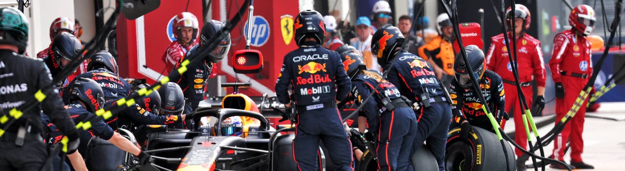 Arrêt au stand de Red Bull Racing pendant le Grand Prix de Miami