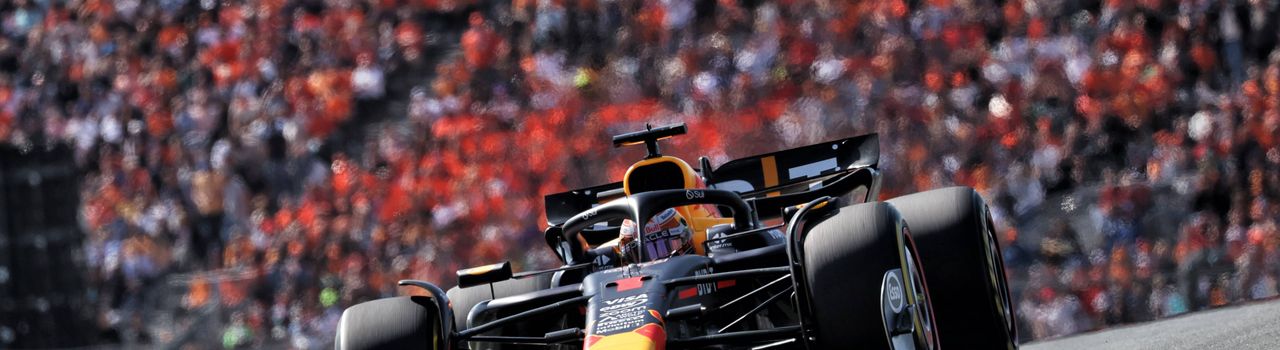 Max Verstappen em ação em seu Red Bull durante o Grande Prêmio da Holanda