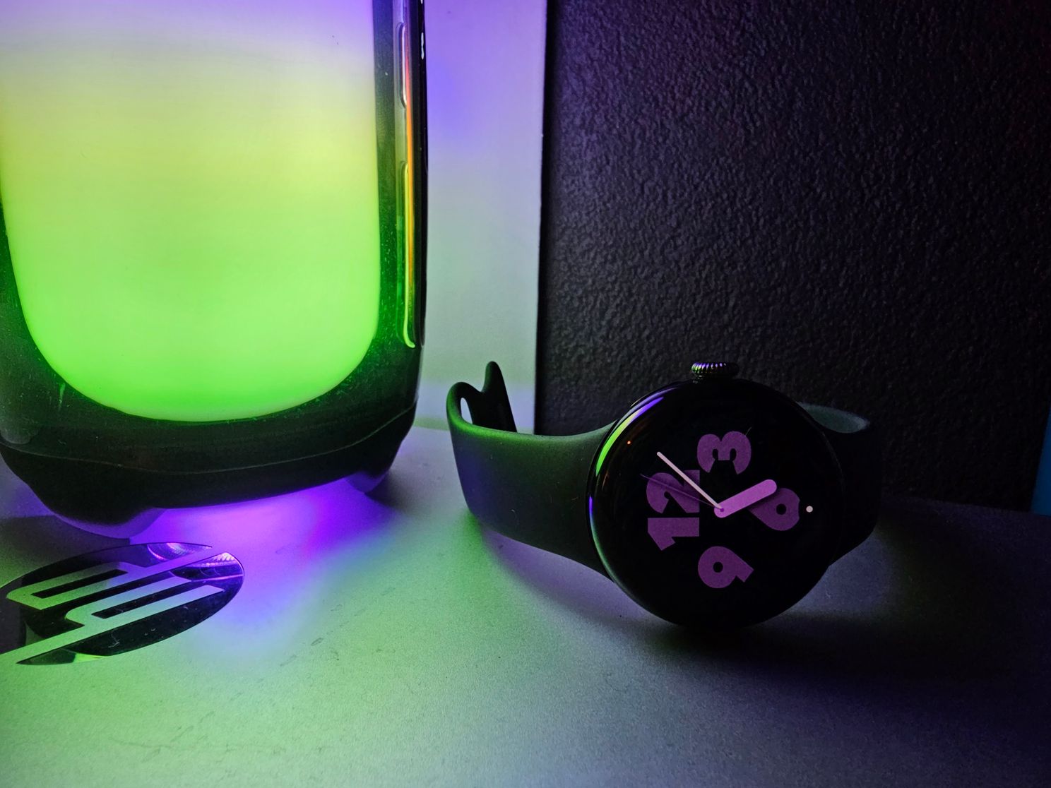 pixel watch 2 lamp