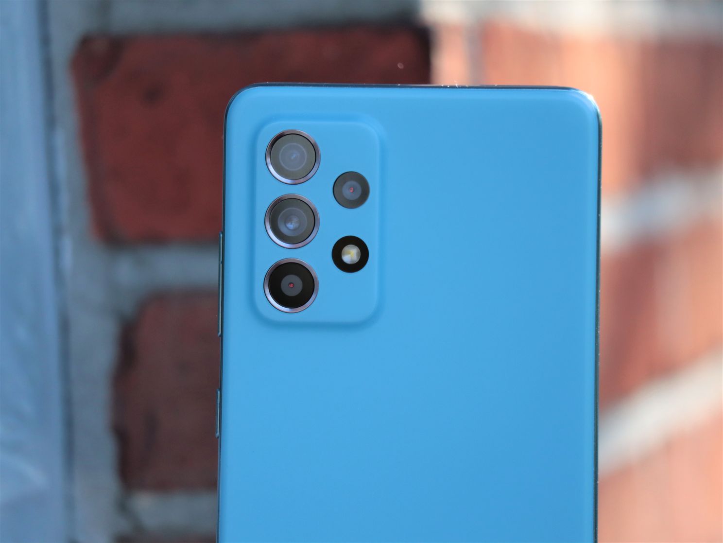 Samsung Galaxy A52 review: sterke middenklasser nog beter gemaakt