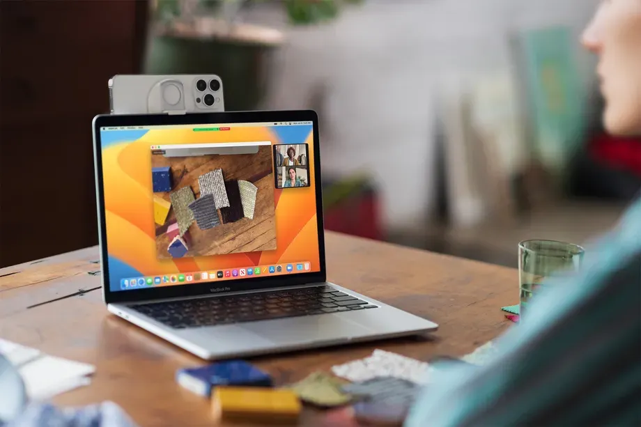 Een iPhone werkt als webcam voor een MacBook