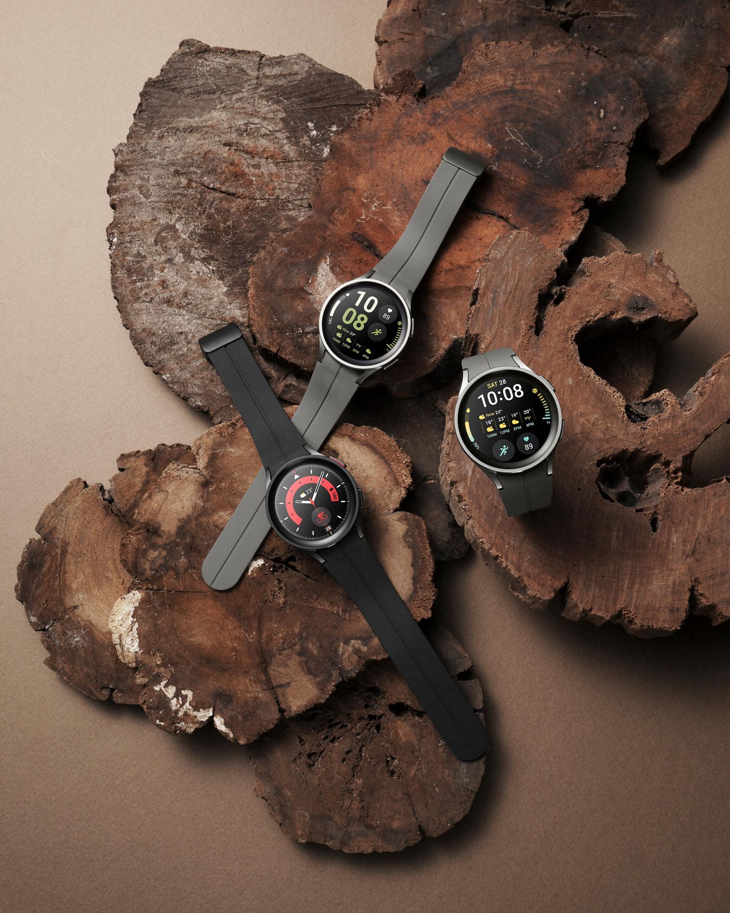 Order the Galaxy Z Flip 4 or the Galaxy Z Fold 4 now and receive the Samsung Galaxy Watch5 as a gift!  (adv)