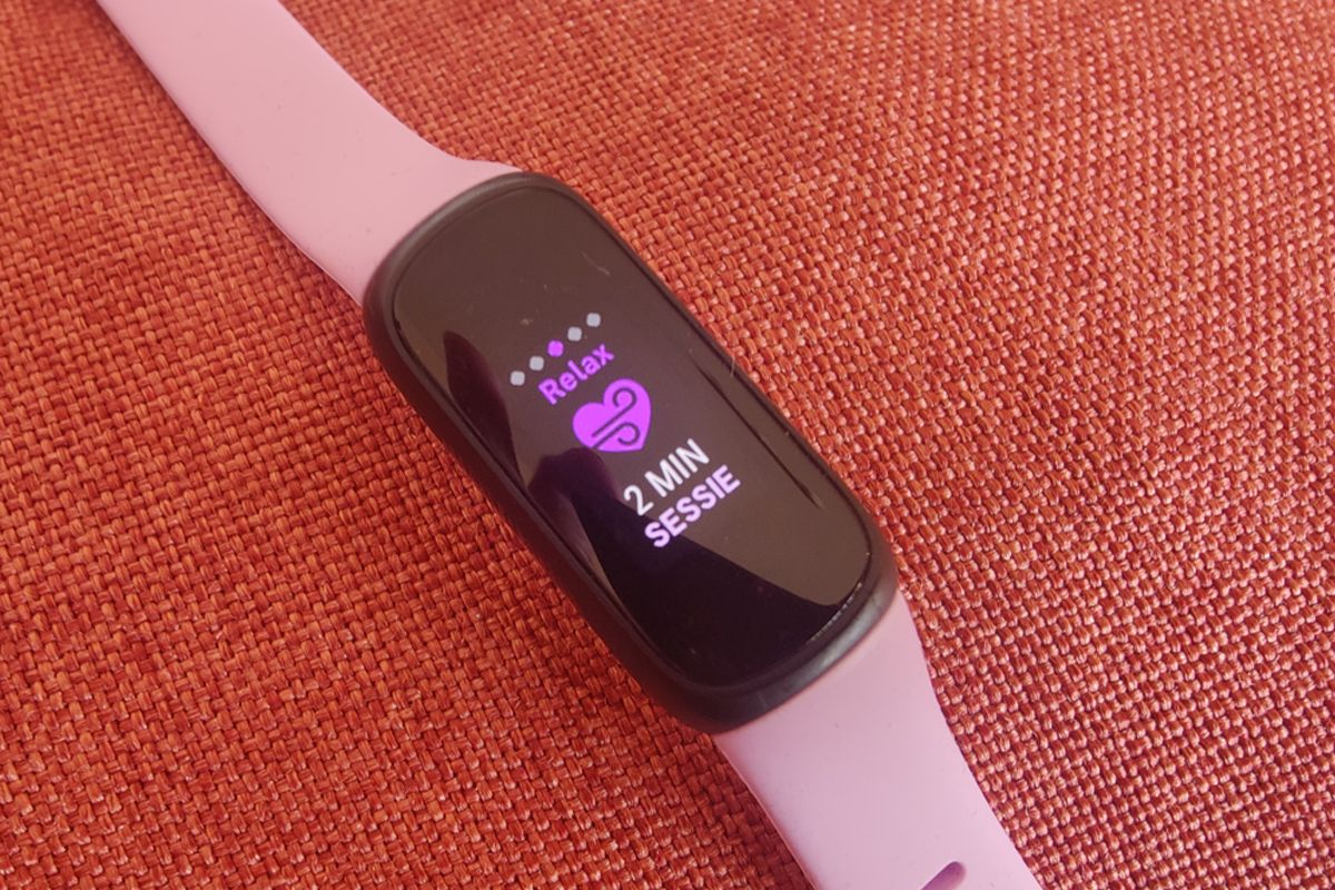 Fitbit Inspire 3 review: prima fitnesstracker met kleurenscherm