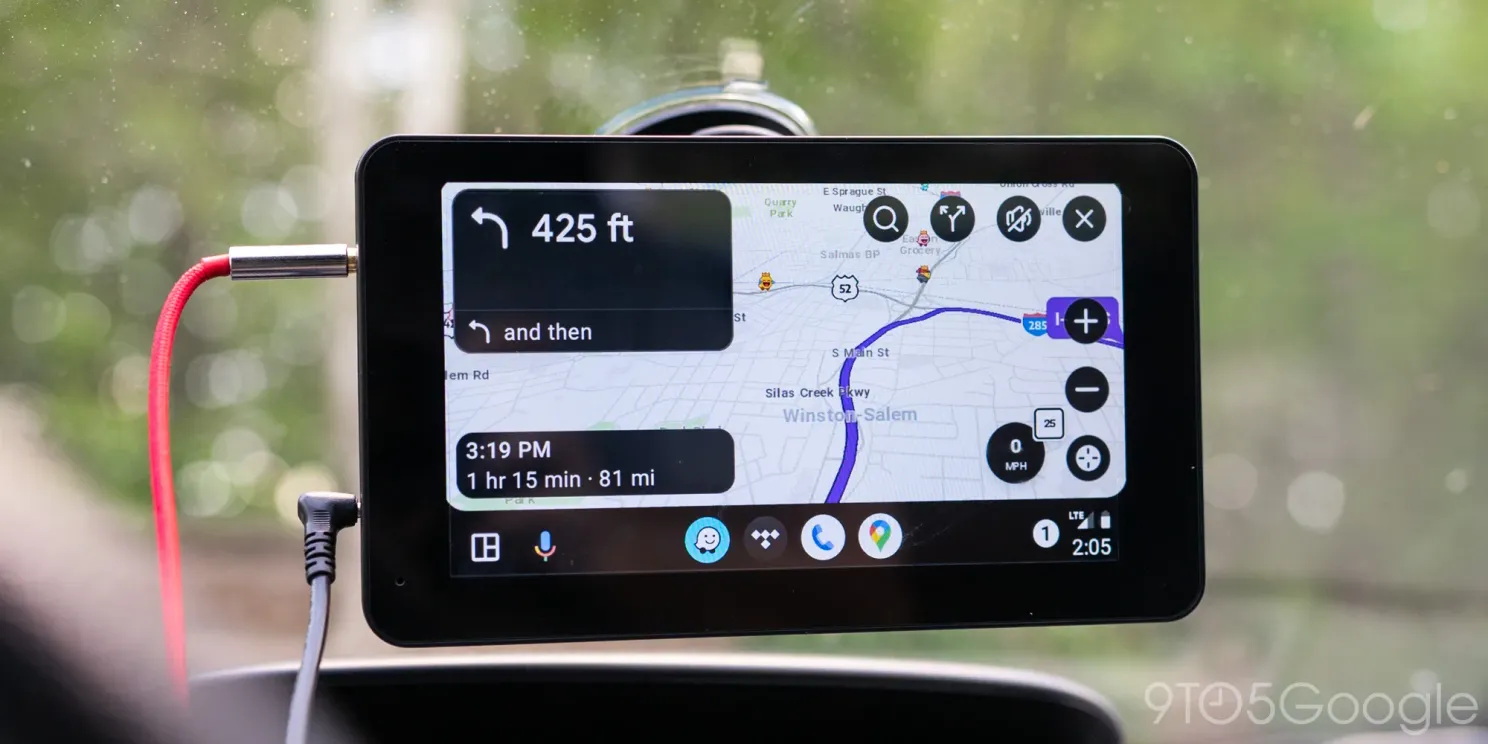 Waze now offers Android Auto 'Coolwalk' support for everyone