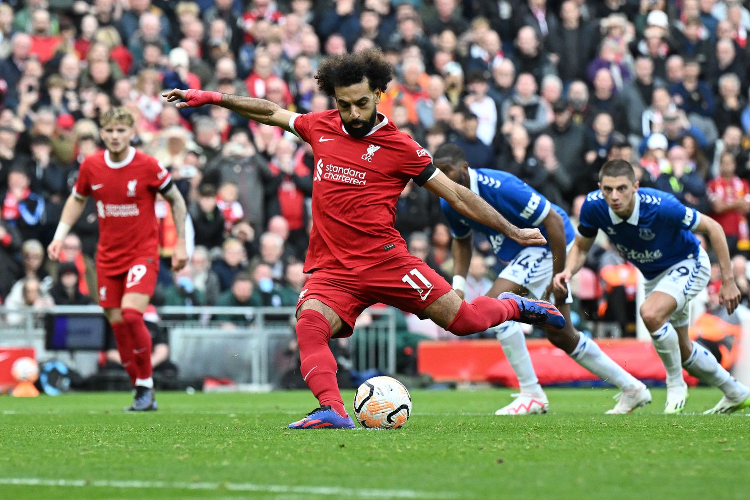 Liverpool journalist on hopes Mo Salah signs new contract extension