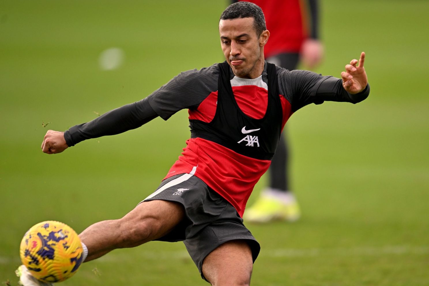 Initial Signs Point to "Pretty Serious" Injury Potentially Ending Thiago Alcantara's Liverpool Career
