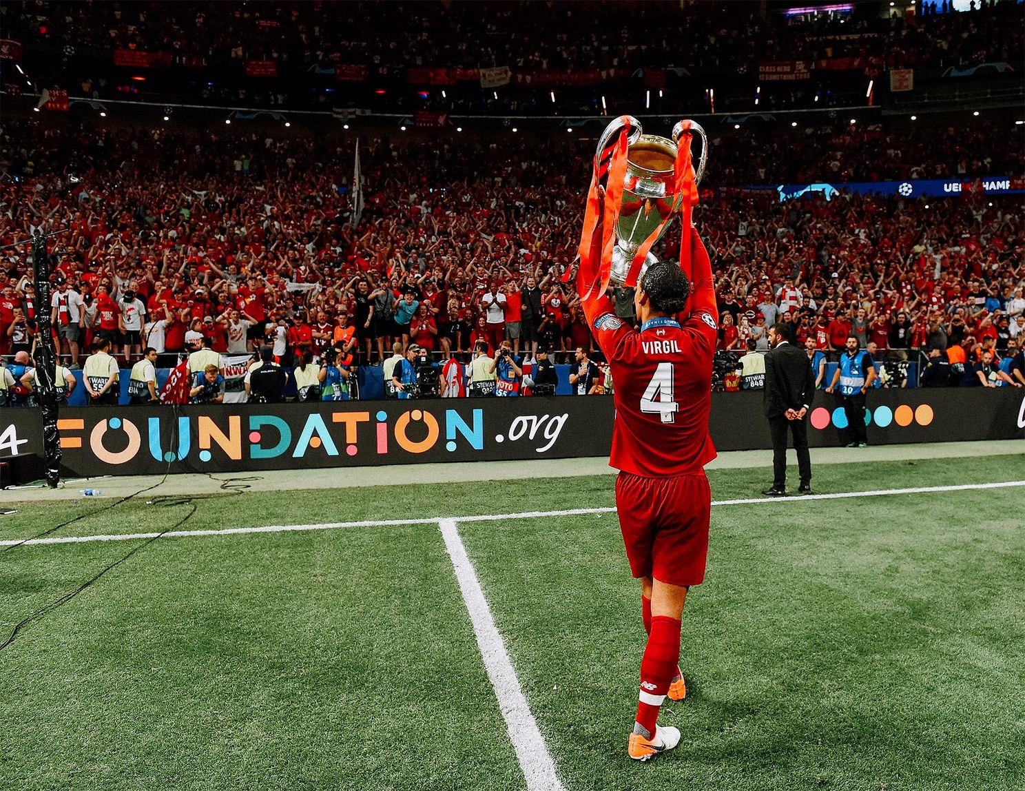 Pictures of every Liverpool player with the 2018/19 Champions League trophy