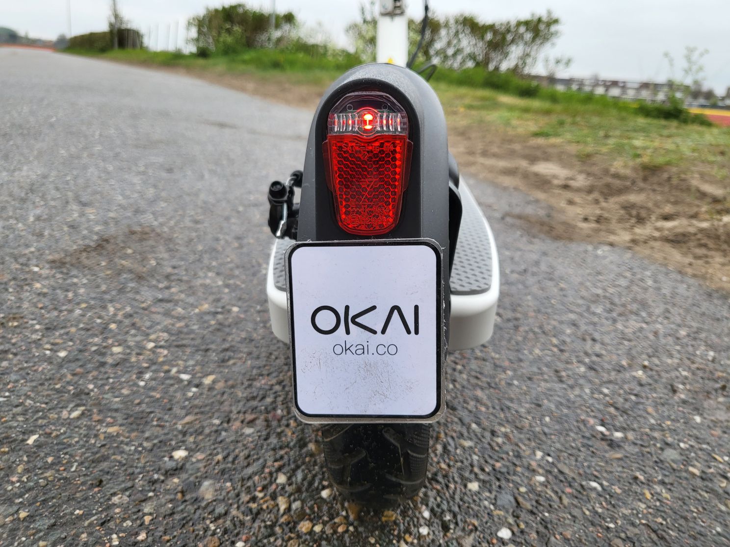 Okai NEON Electric Scooter review: het lichtpuntje in je leven?