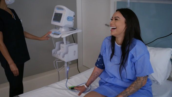 Grotere borsten of andere neus? Nieuwe Vlaamse docu met Anouk Matton onderzoekt de drang naar perfectie (trailer)