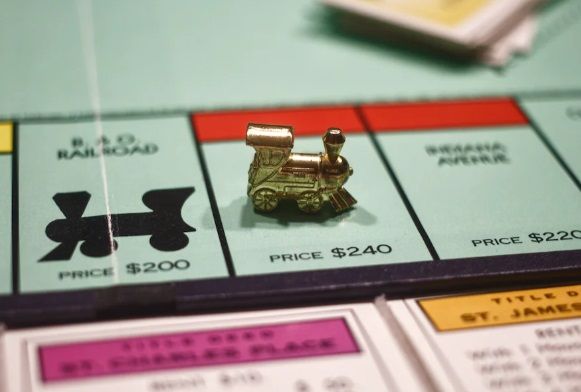 Wereldkampioen Monopoly onthult hoe je elke keer je tegenspelers kunt pluimen: "Ken de regels!"
