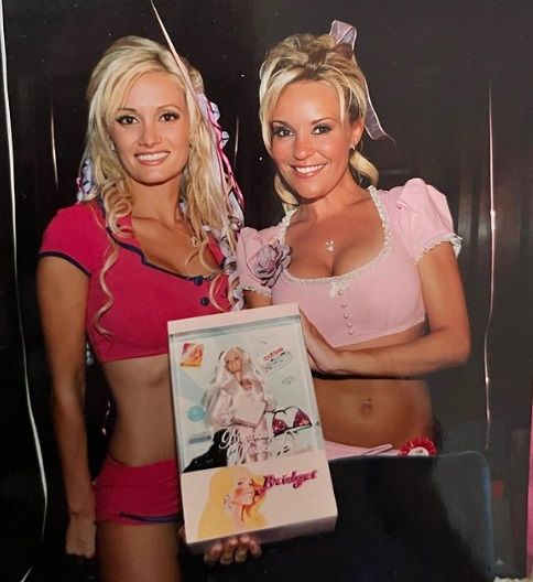 Ex-Playmates onthullen nog meer 'walgelijke' dingen die plaatsvonden in de Playboy-mansion