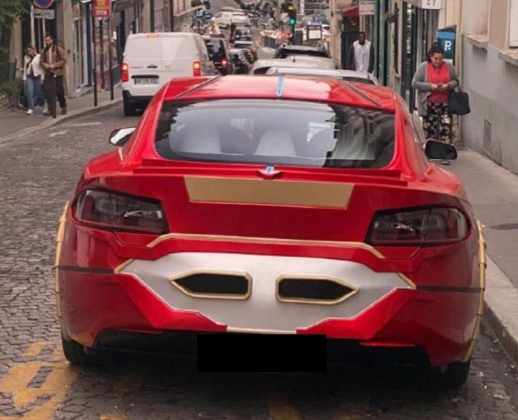 Marvel-fan tovert zijn Tesla Model S om tot een echte Iron Man