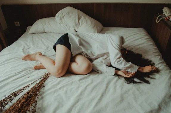 Voel jij je soms 'down' na seks? Post-seks blues bestaat echt, maar gelukkig zijn er oplossingen