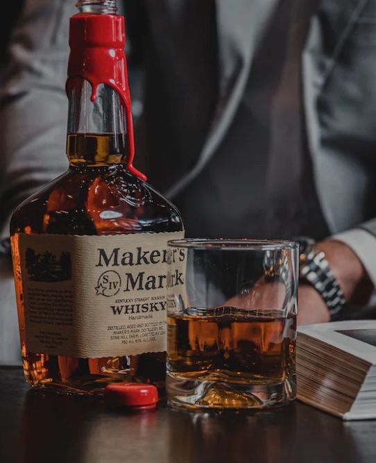 5 redenen waarom whisky drinken gezond voor je is