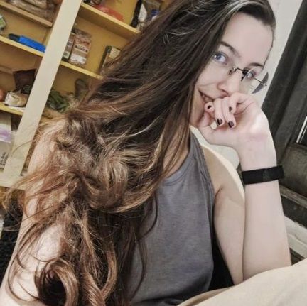 Best verdienende OnlyFans-model shockeert fans met onthulling over persoonlijke hygiëne: "Krankzinnig!"