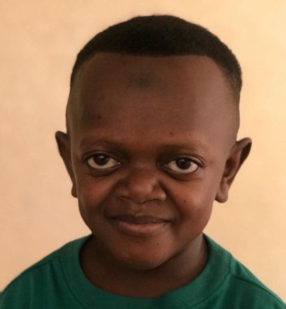 Mislukte tattoo van Wednesday Addams gaat viraal: "Het is Samuel L. Jackson als kind!"