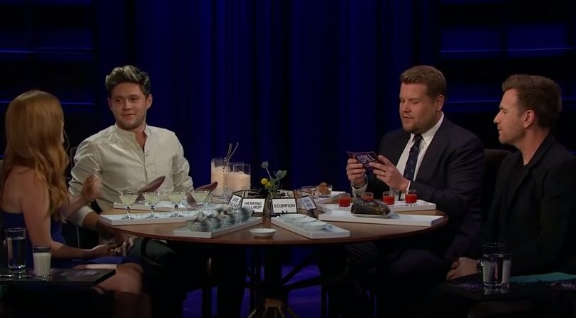 Ieder z'n ding: Isla Fisher verklapt hoe haar man z'n Borat-pakje aantrekt om te rampetampen