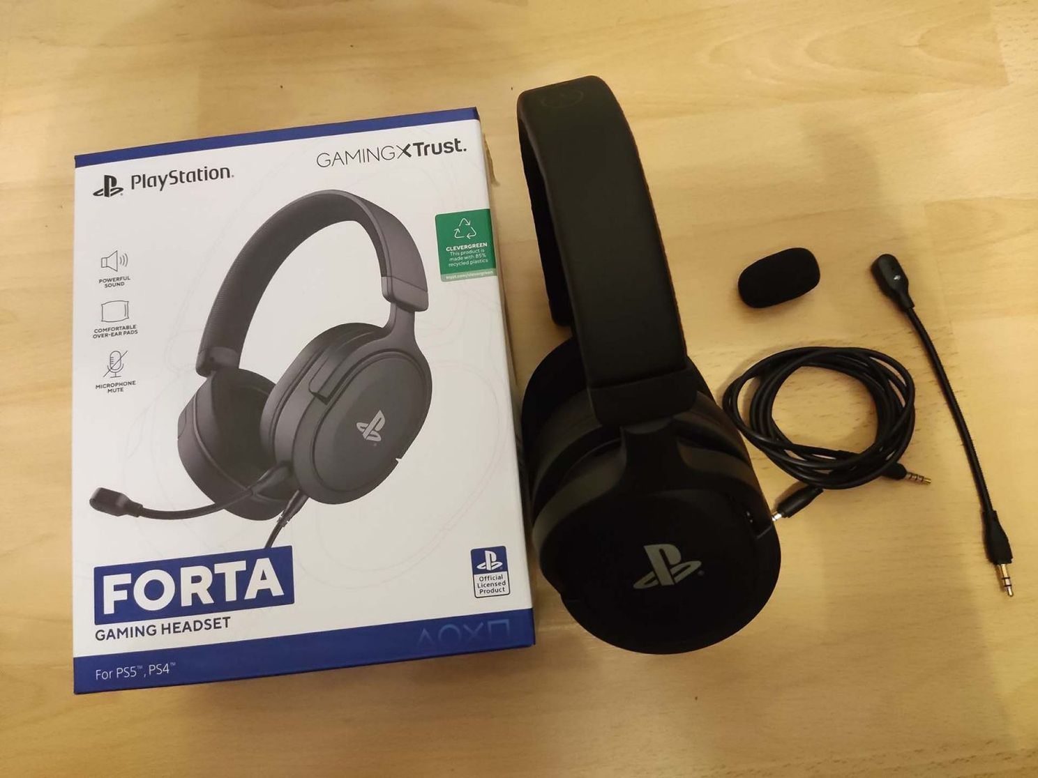Review: Trust GXT 498 Forta – Officieel gelicenseerde PlayStation headset gemaakt van duurzame materialen
