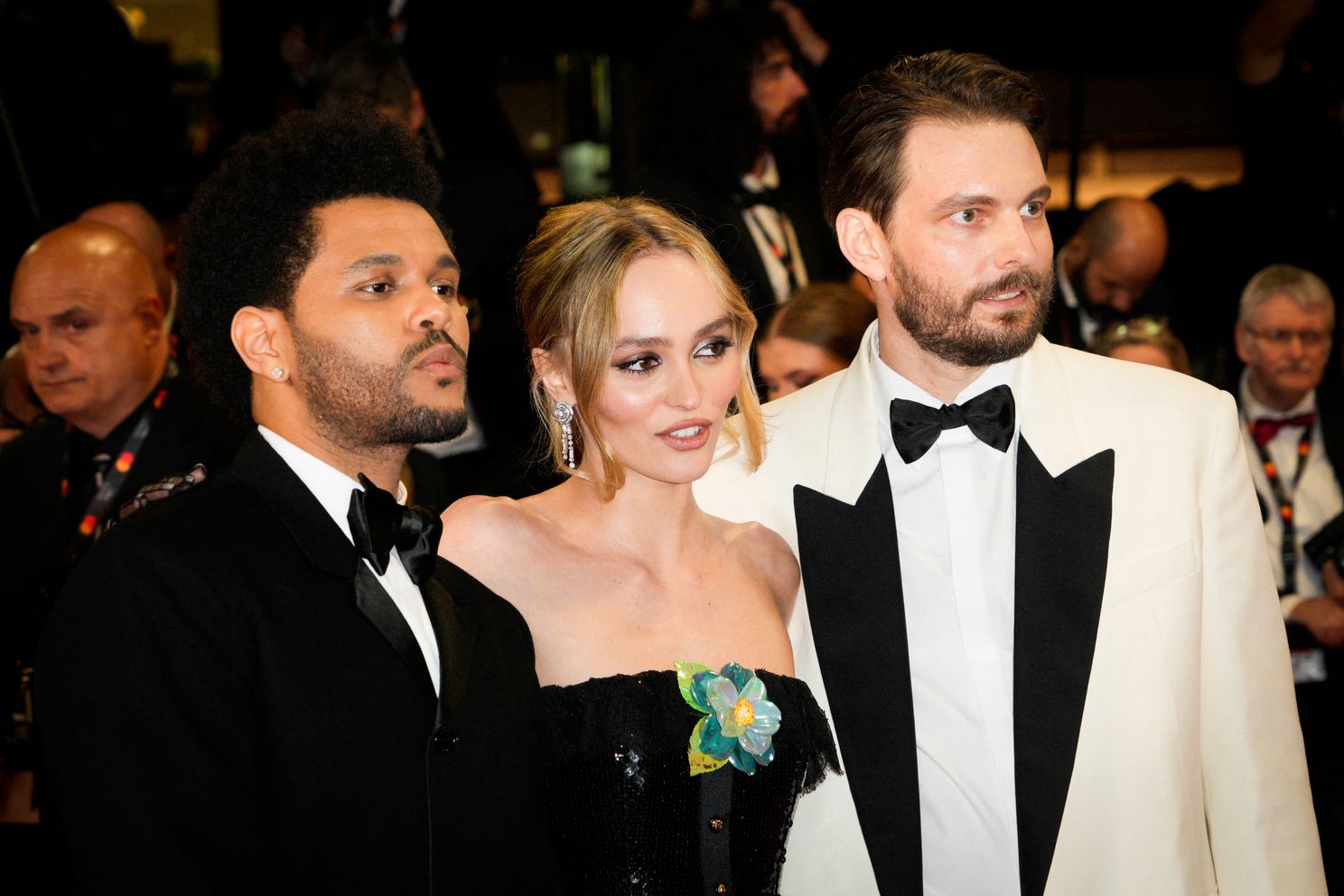 Masturberende Lily-Rose Depp, dochter van Johnny, krijgt staande ovatie in Cannes