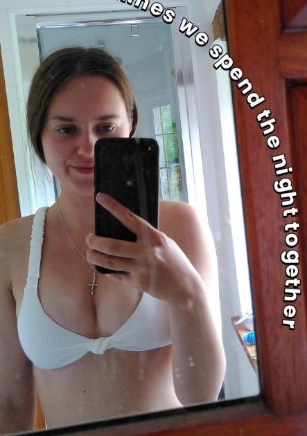 "Ik heb 10 sugar daddies die me meenemen op luxe vakanties en me 200 € per date betalen"