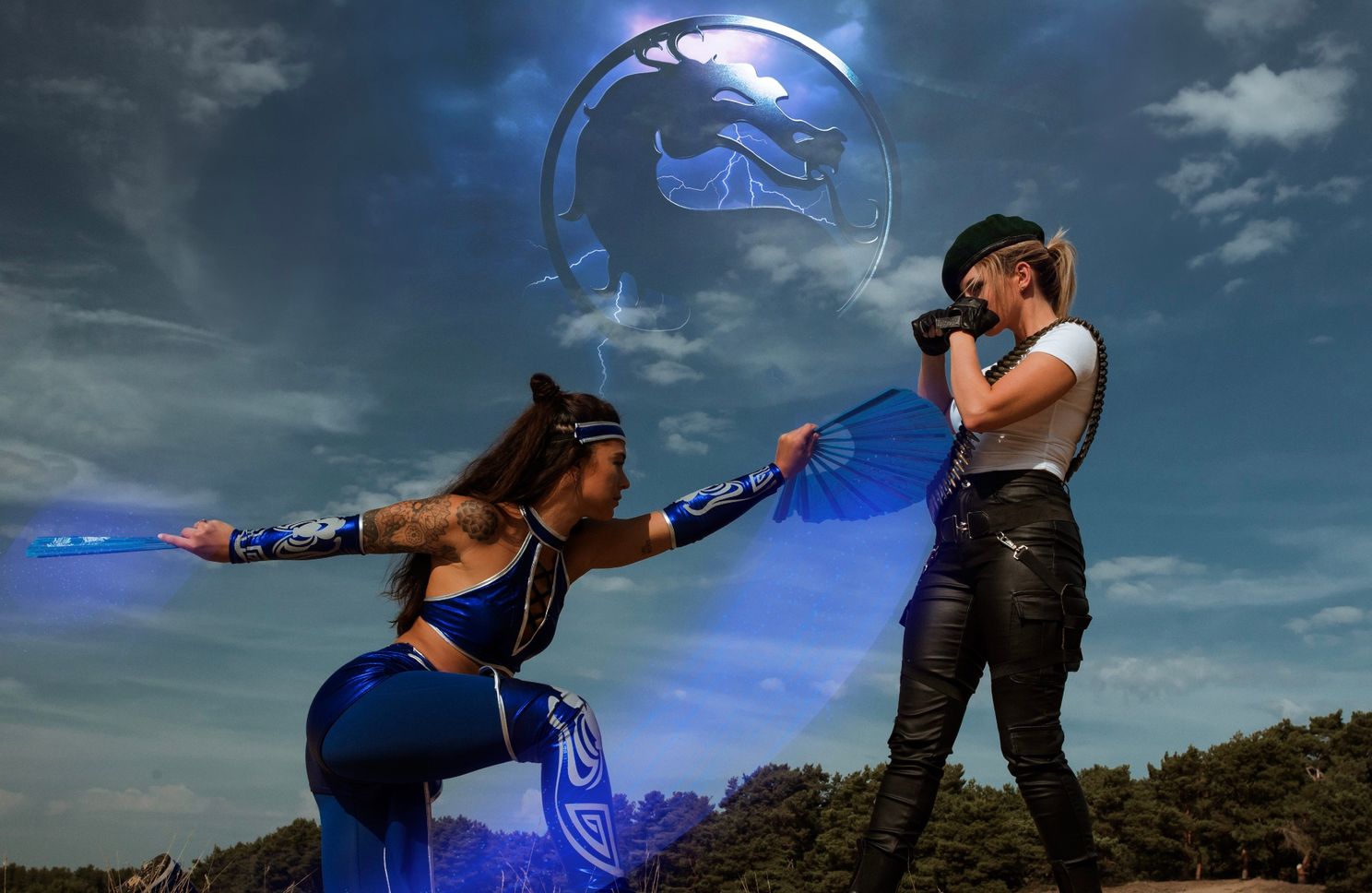 Limburgse Stephanie maakt je warm voor nieuwe Mortal Kombat-game in zinderende cosplay-shoot (foto's)