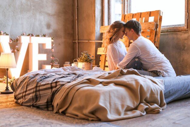 Onderzoek van Durex legt bloot hoeveel vrouwen doen alsof in bed (en dat zijn er best veel)