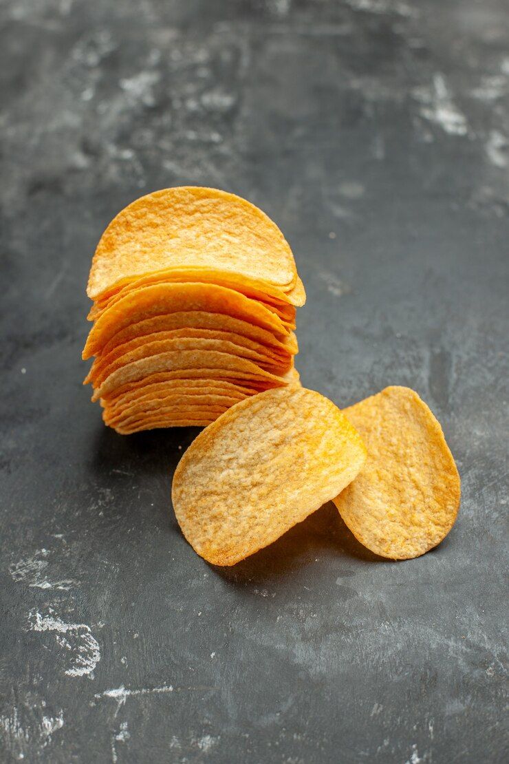We eten al ons ganse leven Pringles op de verkeerde manier. Dit is hoe het wel moet...