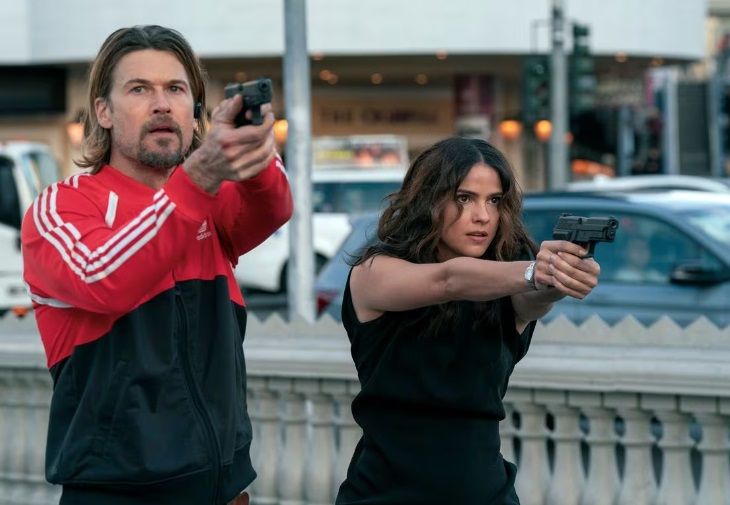 Netflix scoort wereldhit met actieserie die doordrenkt is met drank, drugs en s.eks