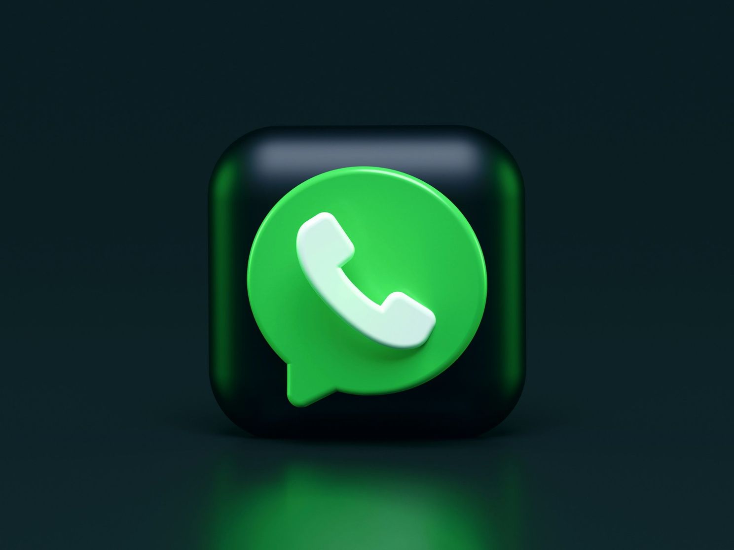 WhatsApp kondigt nieuwe functie aan, gebruikers 'not amused': "Waar bemoeien ze zich mee?"