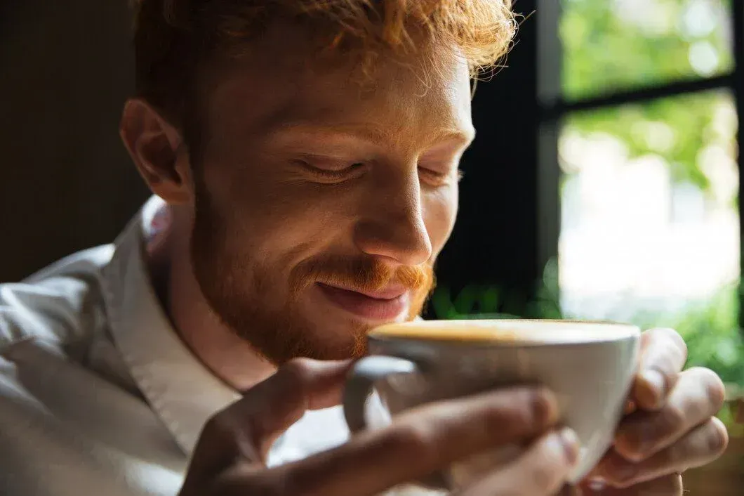 Hoeveel kopjes koffie per dag is gezond? En wat gebeurt er met je lichaam als je er meer drinkt?