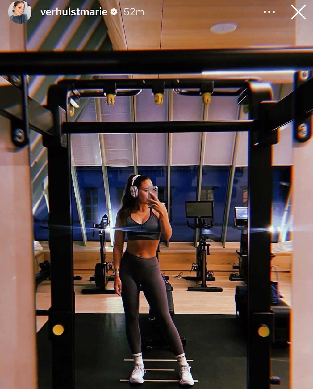 Wordt Marie Verhulst een echte Vlaamse babe? Het baasje van Samson toont weer haar sixpack in fitness