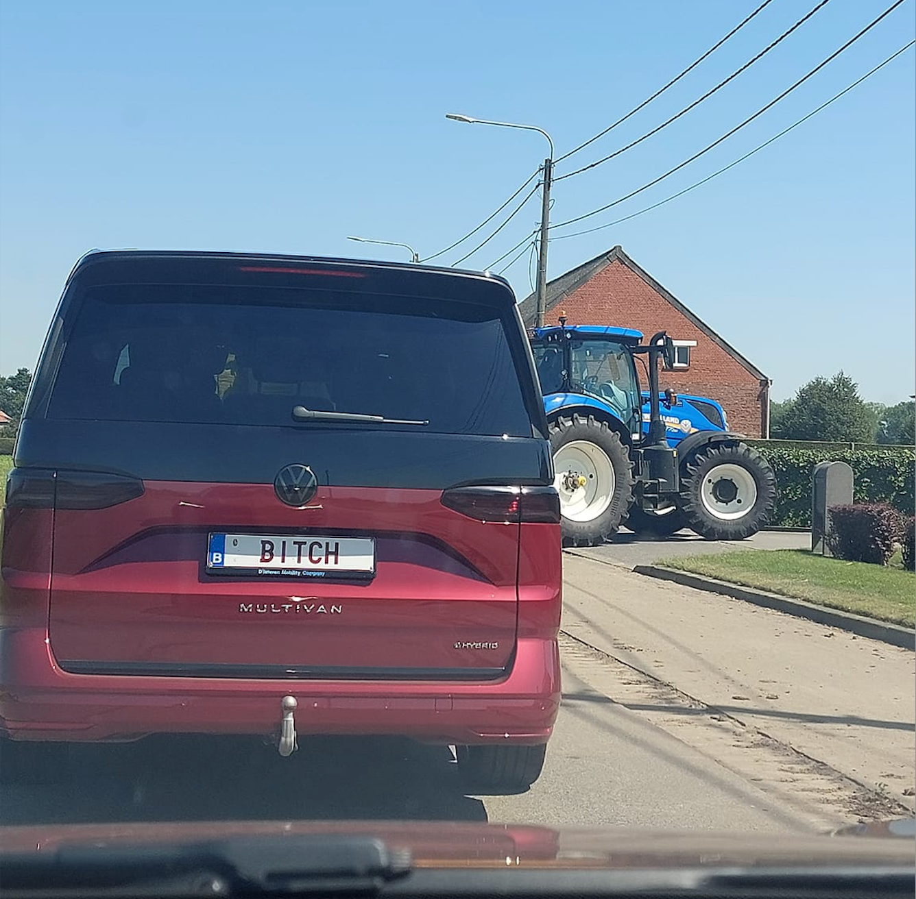 Vlaamse Volkswagen-chauffeur zijn nummerplaat valt in de smaak: "Dat kenteken is perfect voor mijn ex"