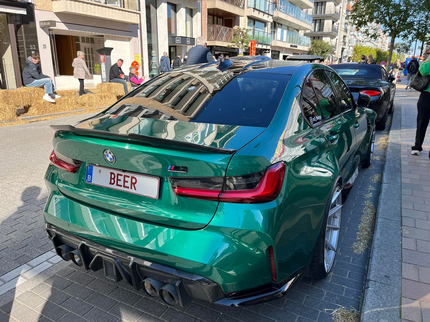 Vlaming met BMW zorgt met zijn nummerplaat voor verwarring: "Drinkt hij graag of is hij een beest?"