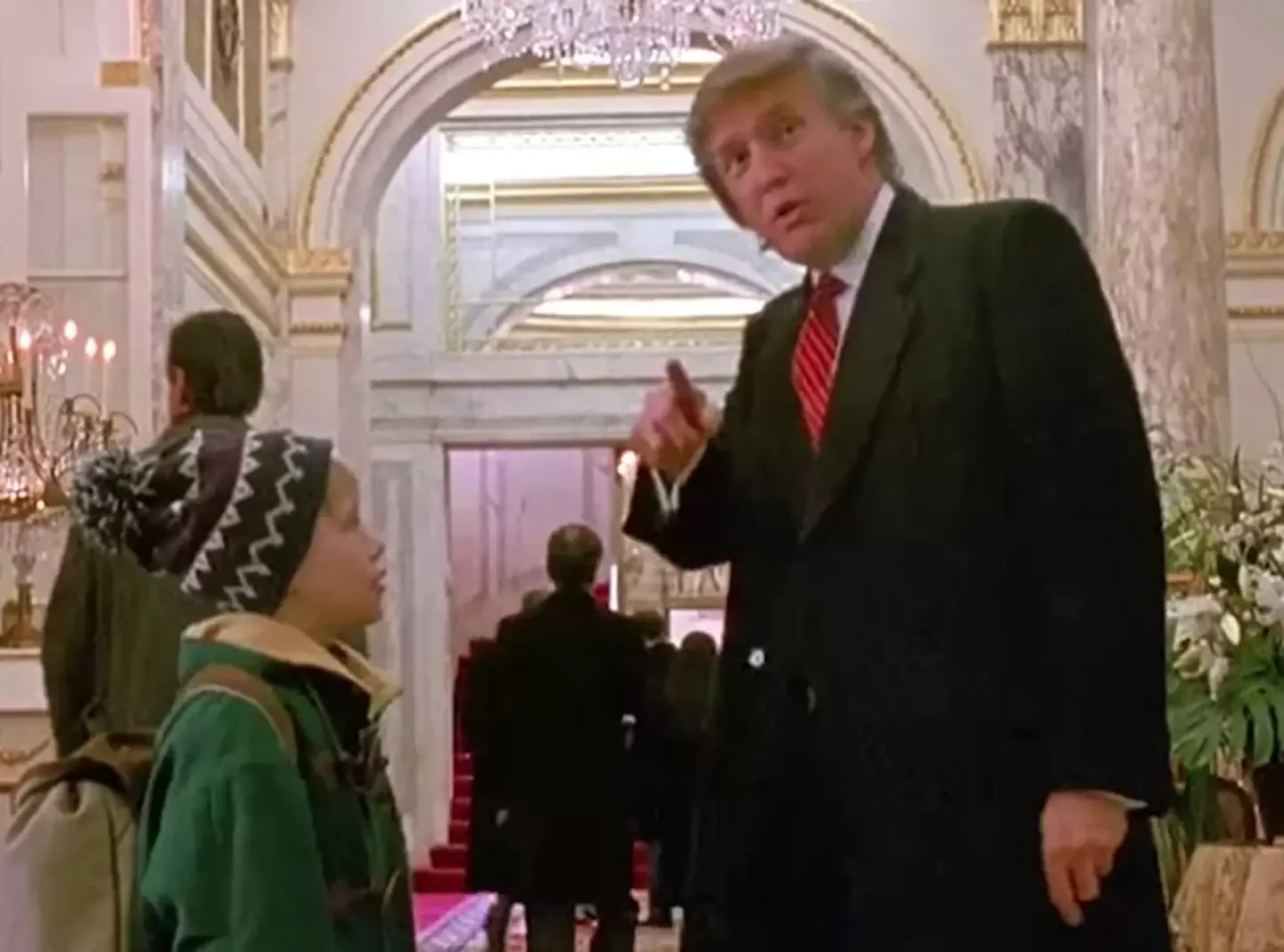 De regisseur van Home Alone 2 onthult de echte reden waarom Donald Trump in de film verscheen