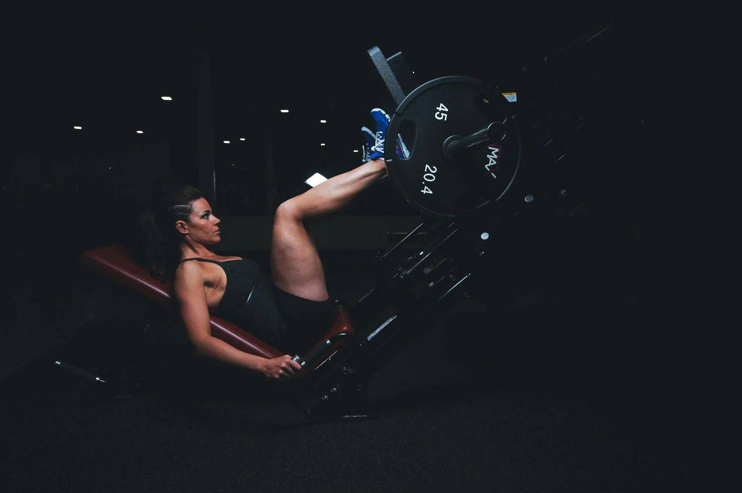 Dit is hoe lang en hoe vaak je elke spiergroep moet trainen tijdens krachttraining: "Volume is belangrijker dan frequentie"