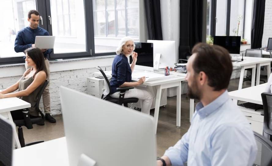 Verdien jij genoeg volgens je functie, opleiding en werkervaring, en hoe doe je er iets aan als dat niet zo is?