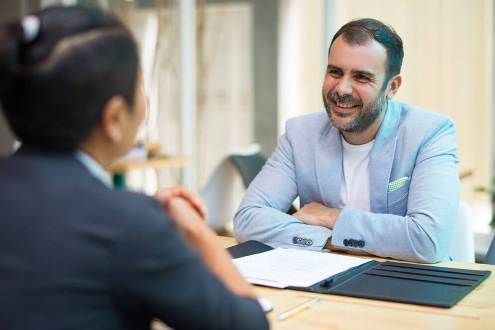 Recruiters zeggen dat kandidaten vaak één grote fout maken tijdens sollicitatiegesprek: "Stel deze vraag nooit!"