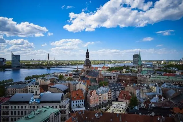 5 goedkope maar verrassend boeiende citytrips in Europa: "Driegangenmenu voor minder dan 15 euro"