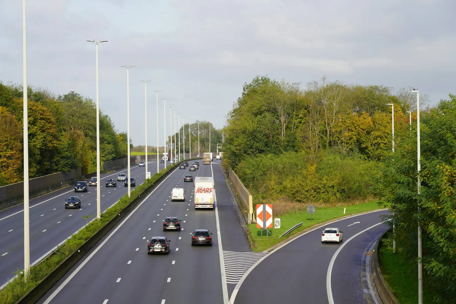 Vanaf deze snelheid word je écht geflitst op Belgische snelwegen: "Ook bij trajectcontroles is dat het geval"