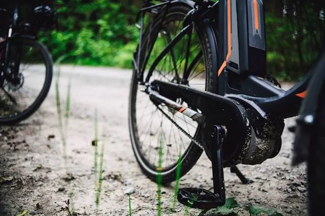 Hierdoor hoef je jouw elektrische fiets binnenkort nooit meer op te laden: "Systeem bewees zijn nut al"