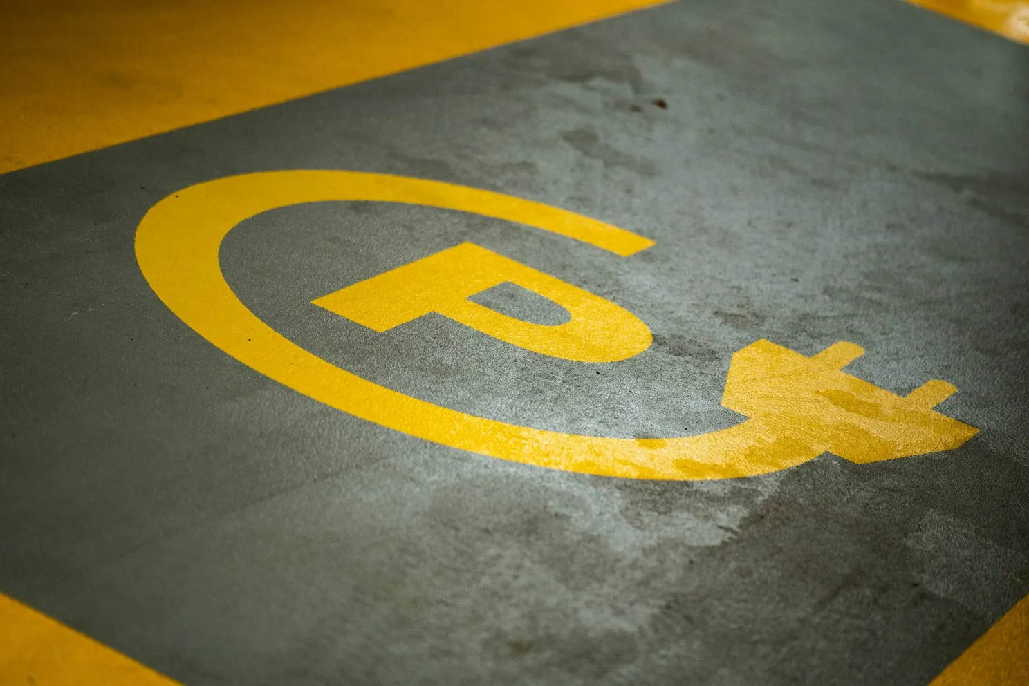 Zijn elektrische wagens wel écht 'groen'? Nieuwe cijfers leggen harde feiten op tafel