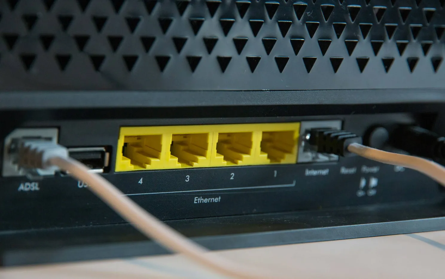 Je tv slimmer gebruiken? Dit kun je doen met de USB-aansluiting van je televisie