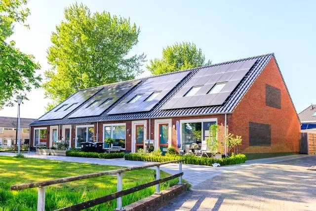 Vlamingen met zonnepanelen krijgen waarschuwing over digitale meter: "Foutieve info is mogelijk"