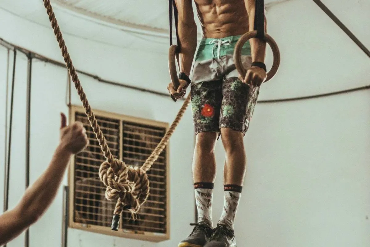 Dé sixpackfout die 90% van de mannen maakt: dit is hoe vaak je jouw buikspieren moet trainen