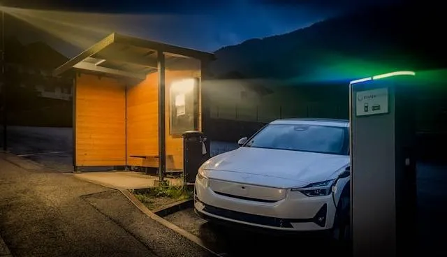 EV-eigenaar onthult 7 'verborgen' kosten van zijn wagen na zes jaar eigenaarschap: "Verder kijken dan de prijs"