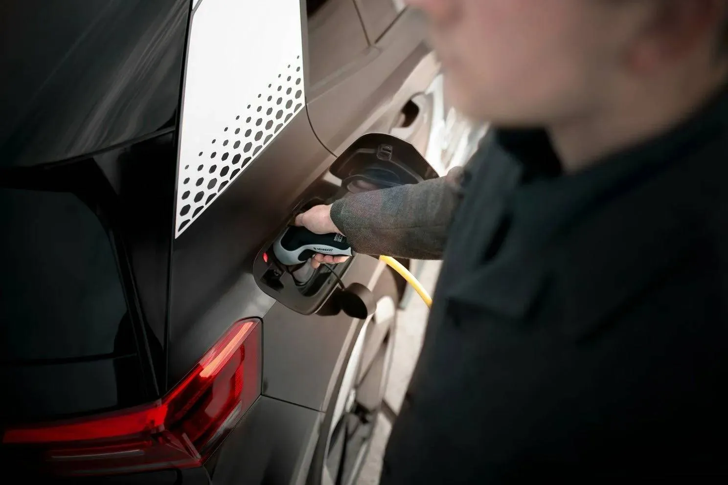 Zoveel Belgische EV-eigenaars zouden meteen weer kiezen voor elektrisch rijden: "Maar ook aandachtspunten"