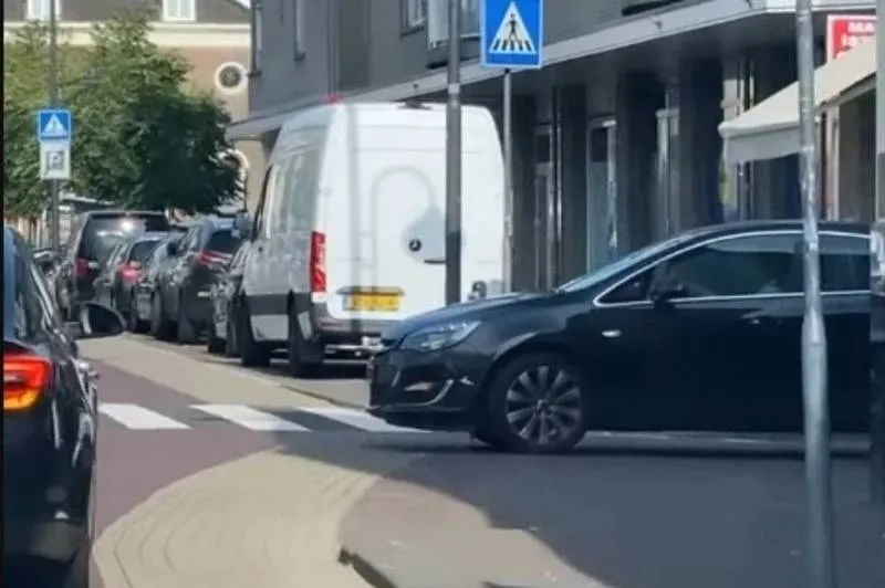 Weinig Belgische automobilisten hanteren deze verplichte voorrangsregel: "Het is roekeloos rijgedrag"